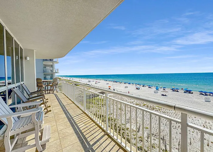 Oceanfront Luxe - Pool - Beachfront - Free Golf Holiday home *