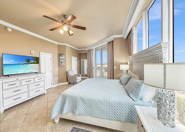Oceanfront Luxe - Pool - Beachfront - Free Golf Holiday home