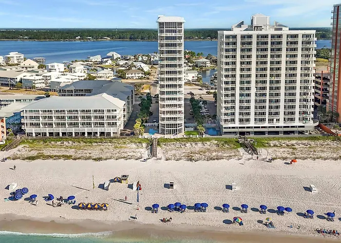 Oceanfront Luxe - Pool - Beachfront - Free Golf Holiday home *